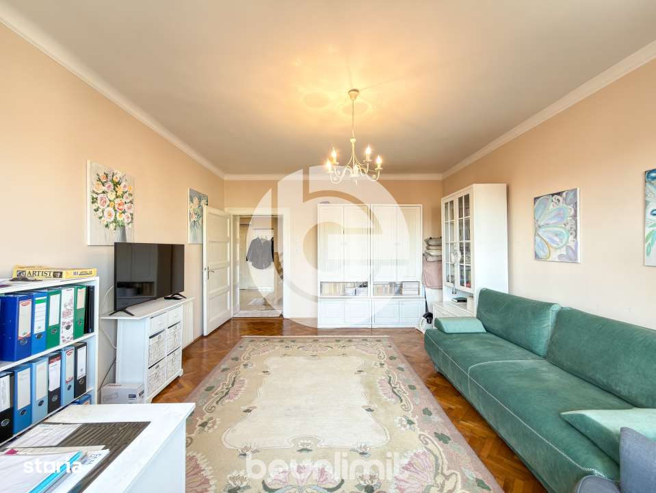 Apartament 4 camere | Str. Dealului | Parcare in curte interioara-3