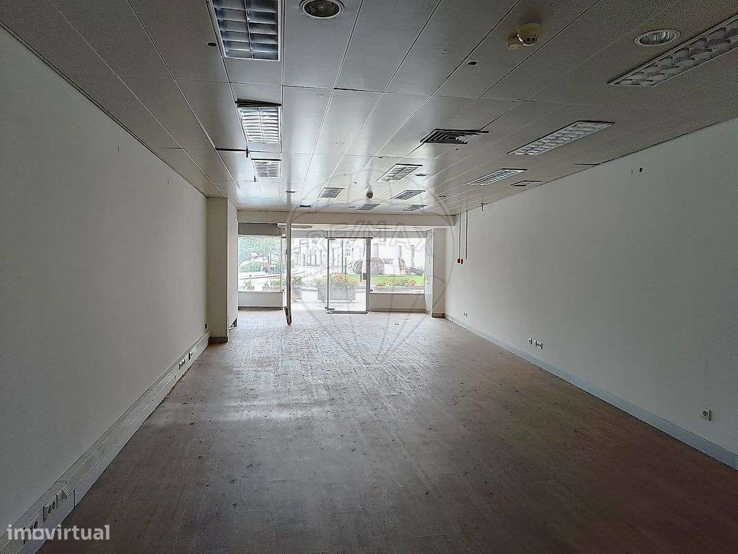 Loja  para arrendamento - Grande imagem: 2/8