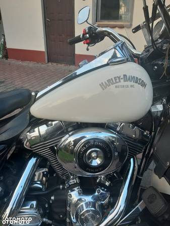 Harley-Davidson Touring Road King - 12