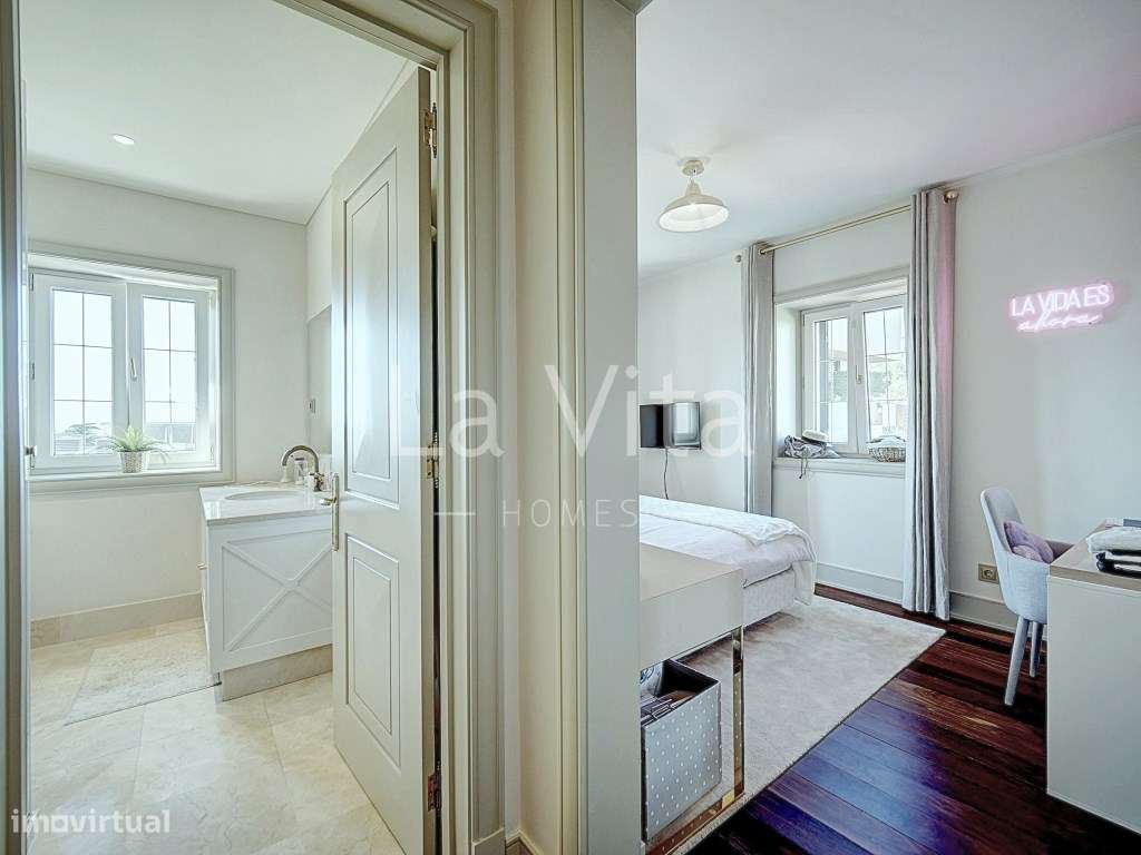 Apartamento T4 Duplex, em condomínio exclusivo no centro do Estoril.-39