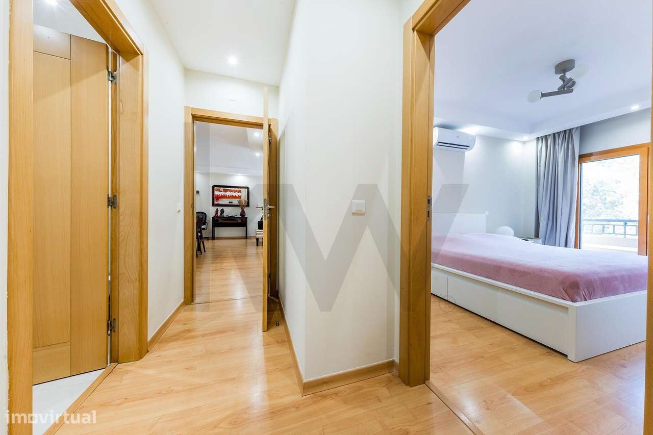 T2 com Box de 50 m2 no Parque Residencial do Almirante – Santo António-16
