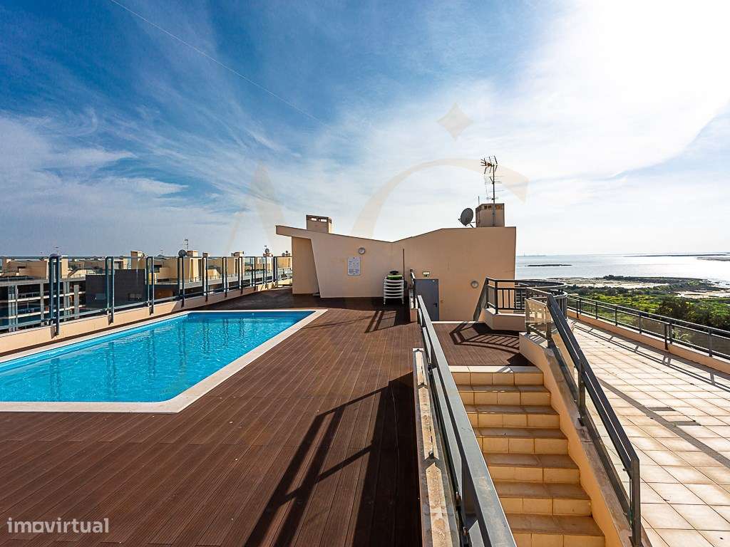 Apartamento T3 em Olhão com vistas incríveis e piscina comum-58