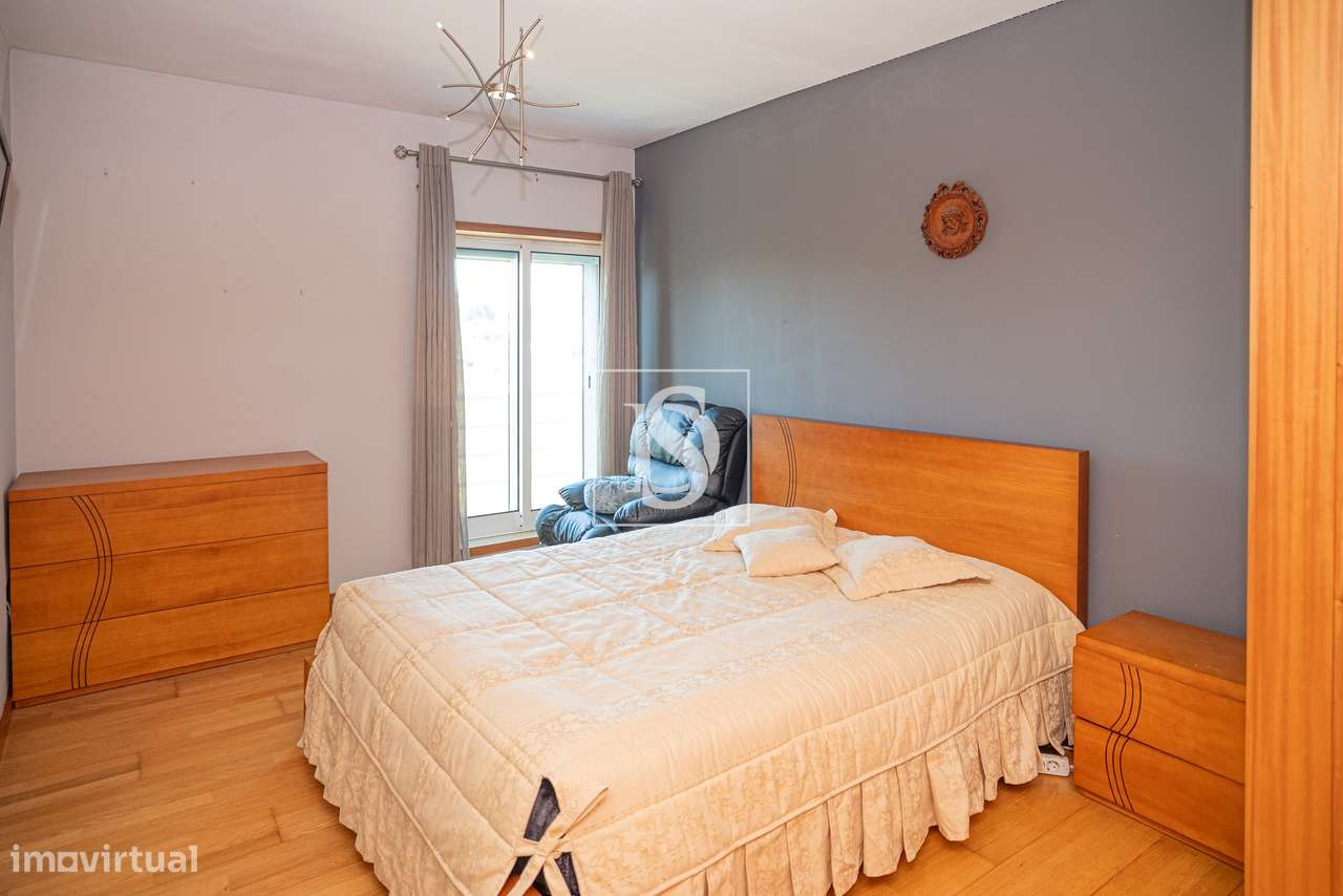 T3 com Suíte | Condomínio Fechado com Piscina | Barcelinhos-20