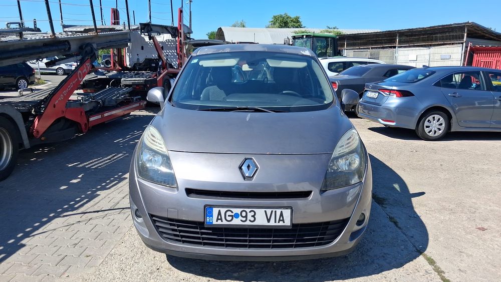 Renault Scenic 1.6 16V 110 Expression 2011