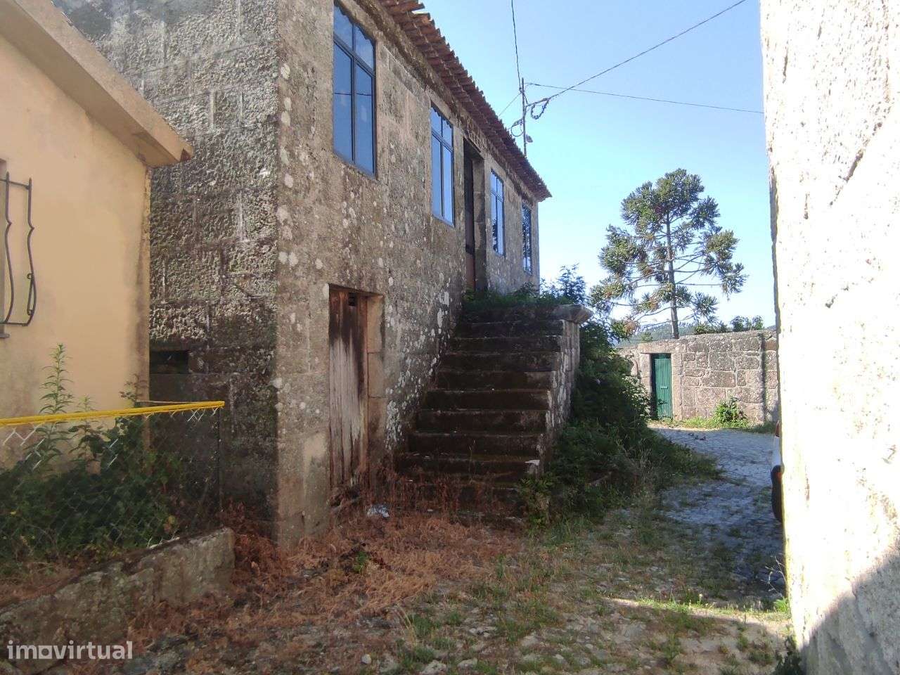 Moradia em granito – São Pedro do Sul - Grande imagem: 2/17