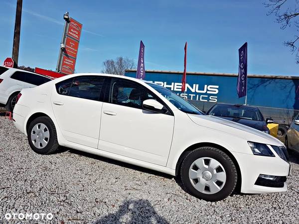 Skoda Octavia 1.6 TDI Active - 24