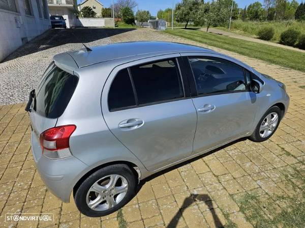 Toyota Yaris 1.33 VVT-i Rock Rio10+VSC - 13