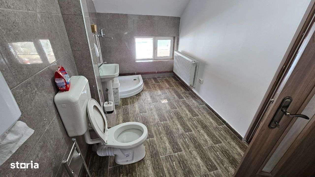 Spatiu birouri, prima inchiriere - Imagine principală: 4/5