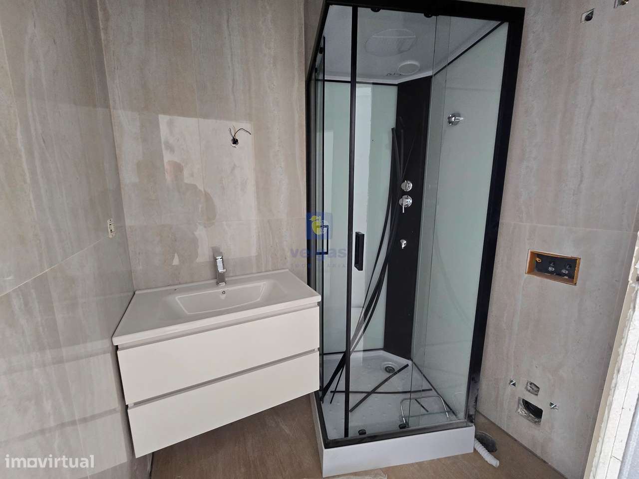 Apartamento T0 Duplex com varandas no empreendimento ANJOS 49-4