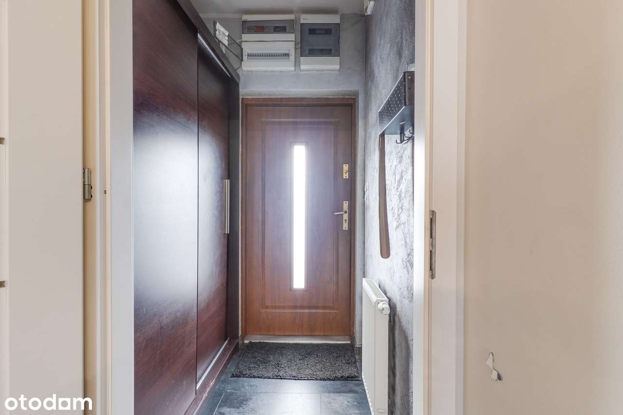 Przestronna nieruchomość w Dąbrowie przy ul. Granicznej-5