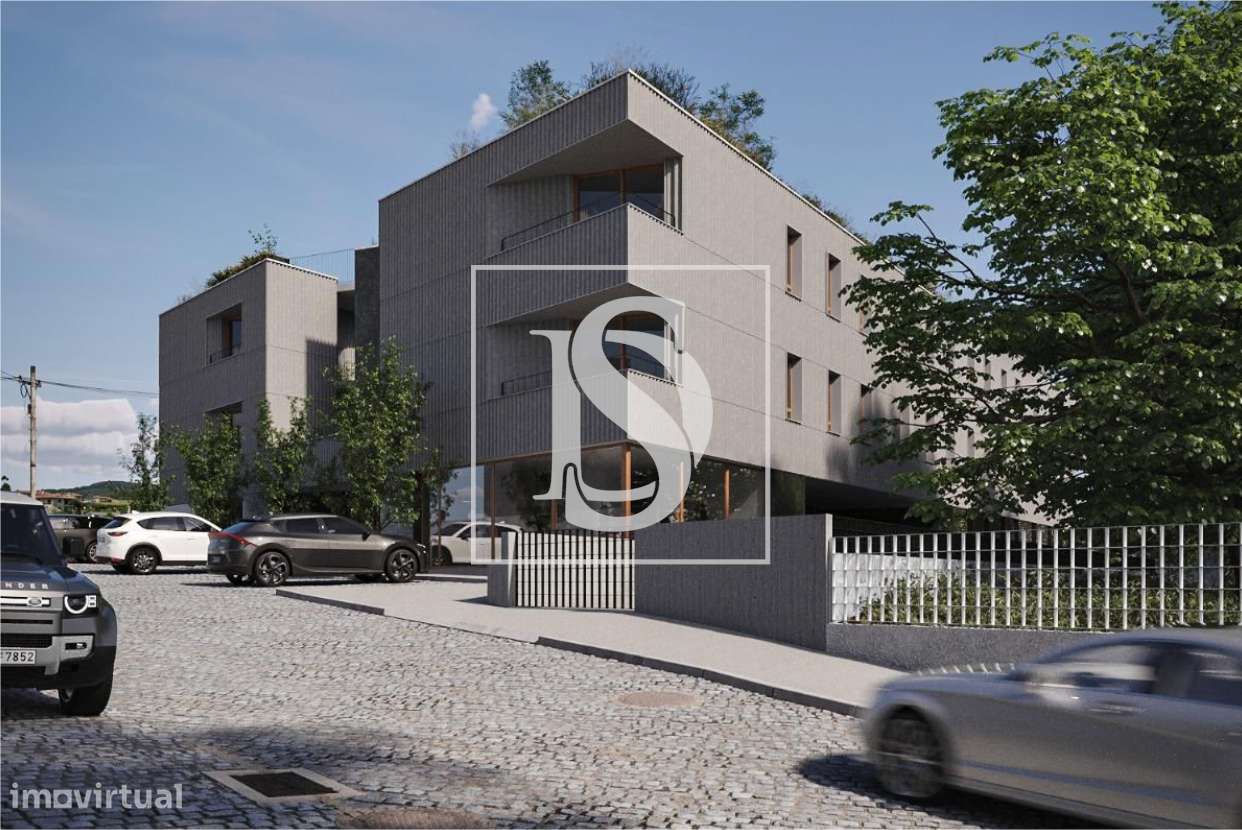 Espaço comercial com 94,7 m2  |  junto à entrada do IPCA, em Barcelos - Grande imagem: 2/20