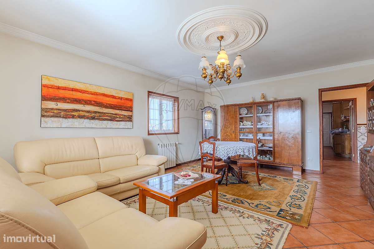 Moradia T4 para venda-6