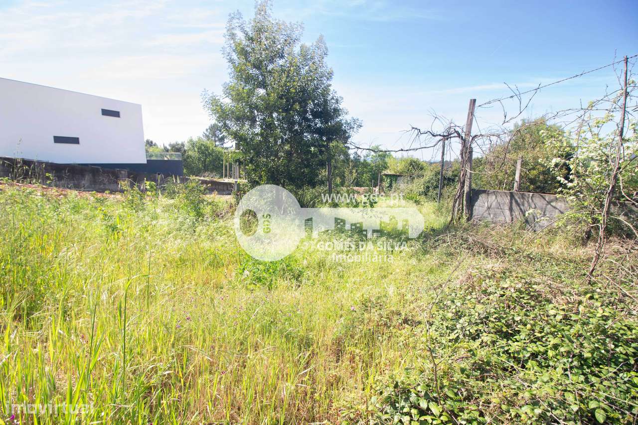 Villa Premium com Piscina e Acabamentos de Luxo – Vila Verde-13