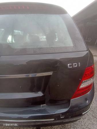 Mercedes W204 carrinha ano 2012 - 12