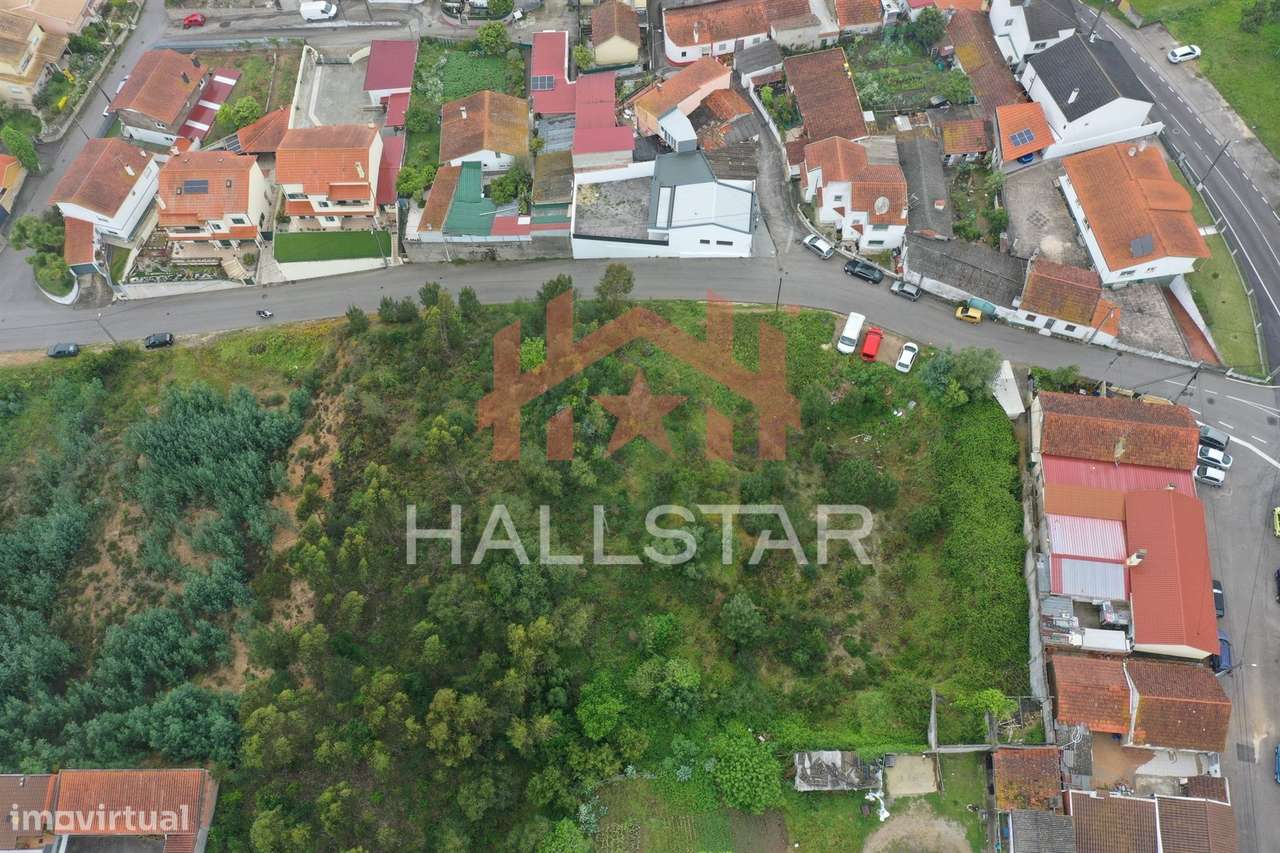 Terreno com Projeto / Área Total de 1.510m2 / 7 Fogos / Tipologia T0 a - Grande imagem: 4/7