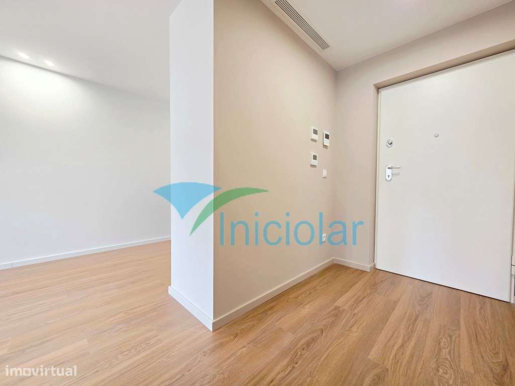 T1 Novo| Gueifães| Varanda| G. Fechada-6