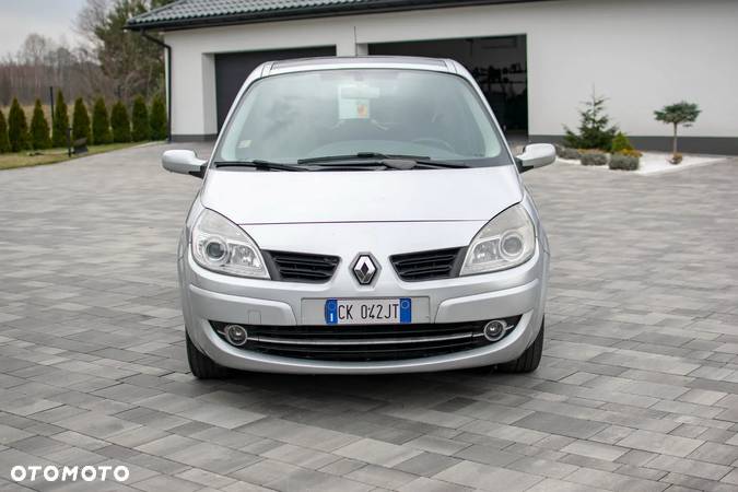 Renault Scenic - 29