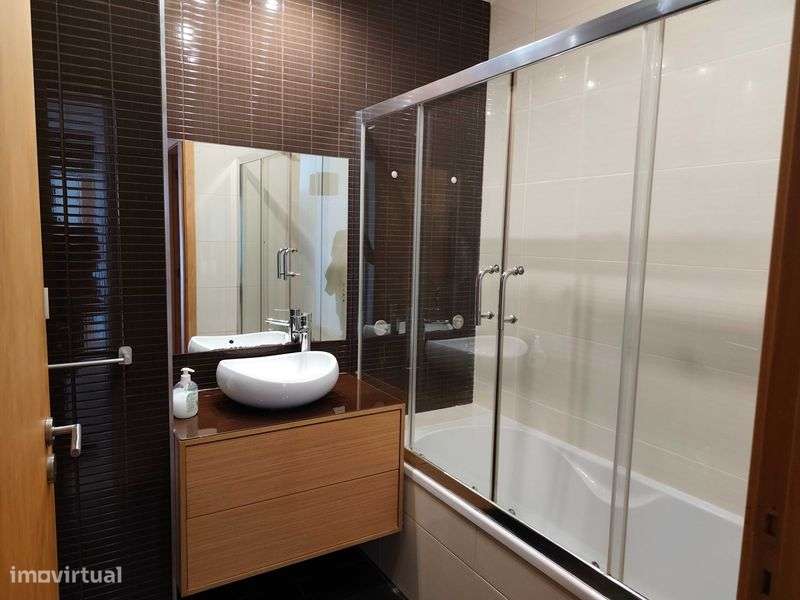 Apartamento T4 para arrendamento em Paredes - Parque da Cidade - Grande imagem: 5/12