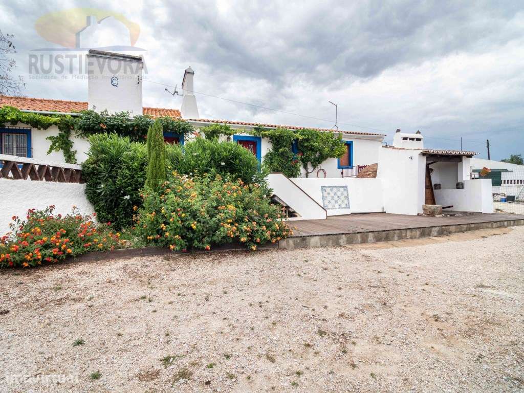 Quinta com 16 ha, com 4 Moradias Unifamiliares, piscina e várias ár...-49