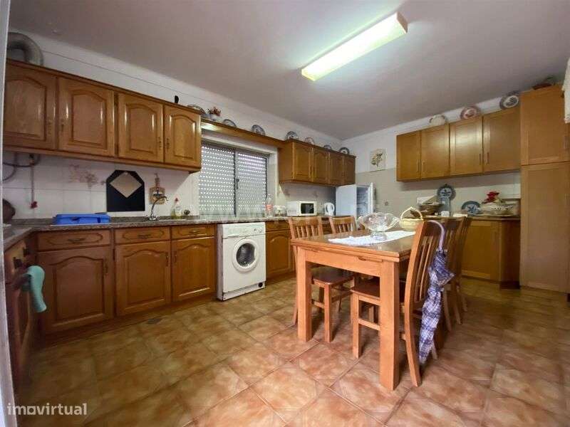 Moradia Geminada T2 / Fundão, Alcaide - Grande imagem: 2/19