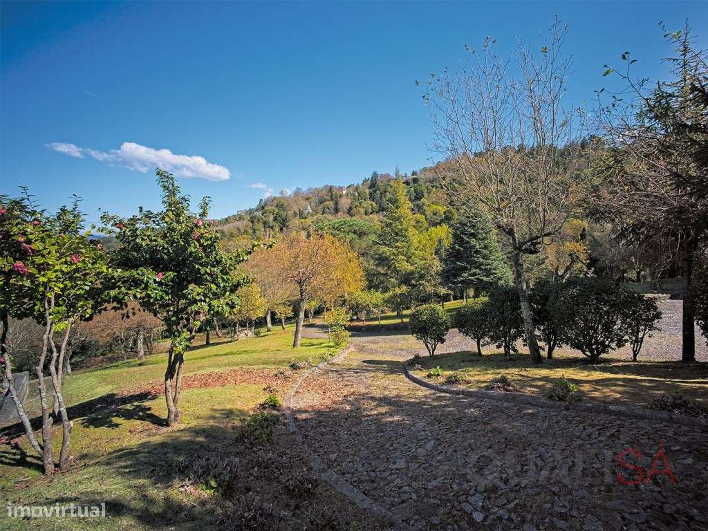 Moradia com piscina, jardim e bosque localizada na Encosta do Bom J...-47
