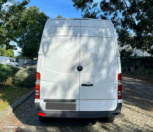 Mercedes-Benz SPRINTER 110 - 16