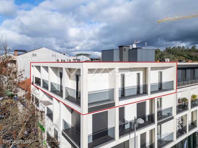 Apartamento T3 no centro de Vila Verde-36