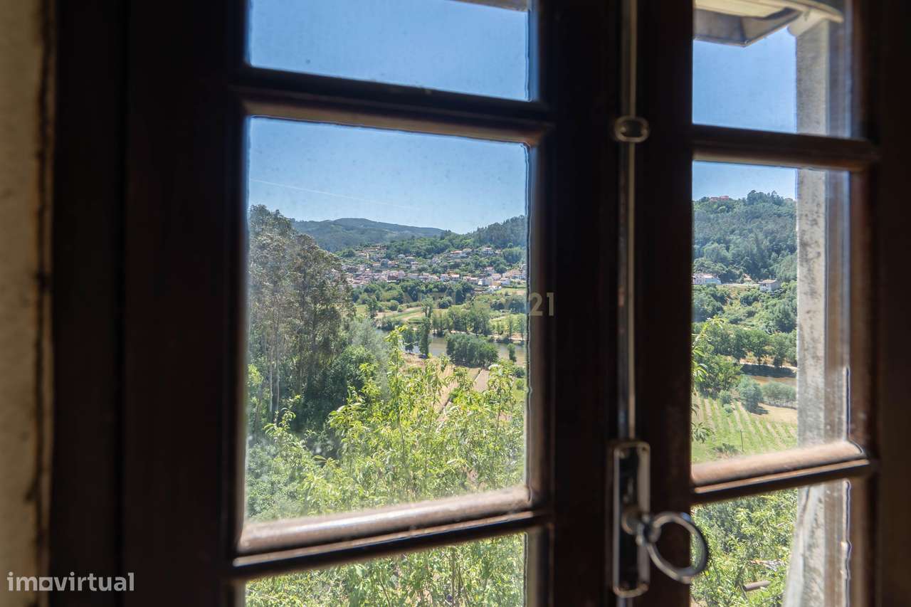 Moradia T3 c/ Vista para o Rio Mondego-35