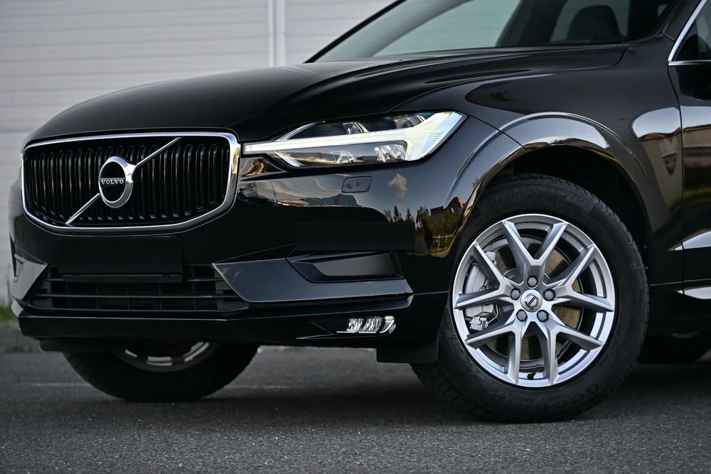 Volvo XC60 II [2017 - Prezent] D5 AWD Geartronic Momentum 2018