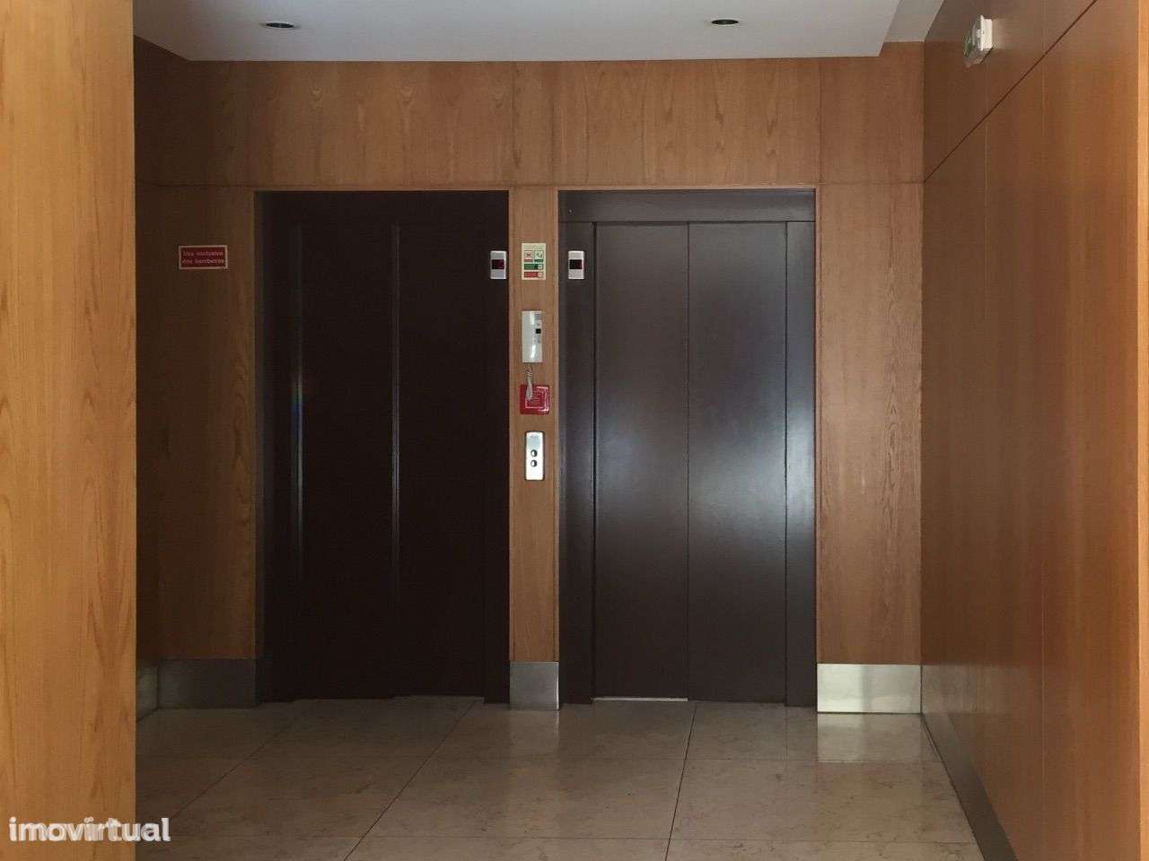 Lugar de estacionamento junto à Gulbenkian/El Corte Inglés - Grande imagem: 5/5