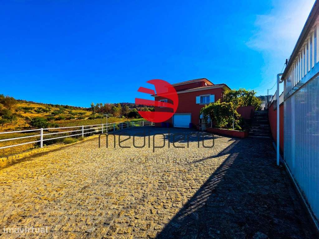 MORADIA T3 C/ GARAGEM E TERRENO-21