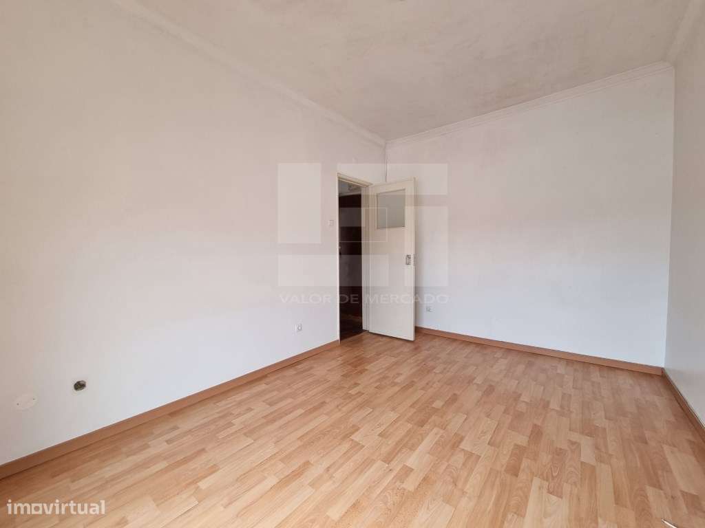Apartamento T2 - em Carnaxide-8