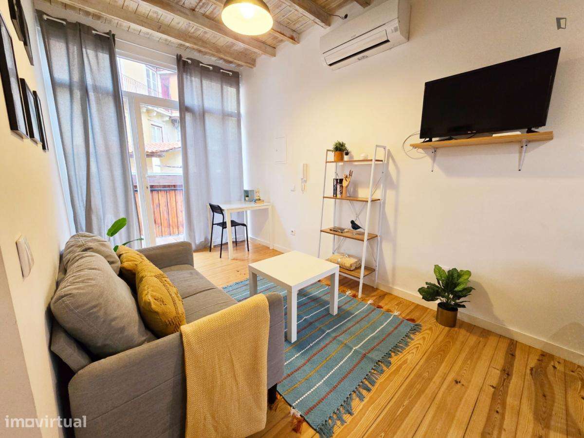 Apartamento com 2 quartos - localizado em Montes Claros Coimbra - Grande imagem: 3/7