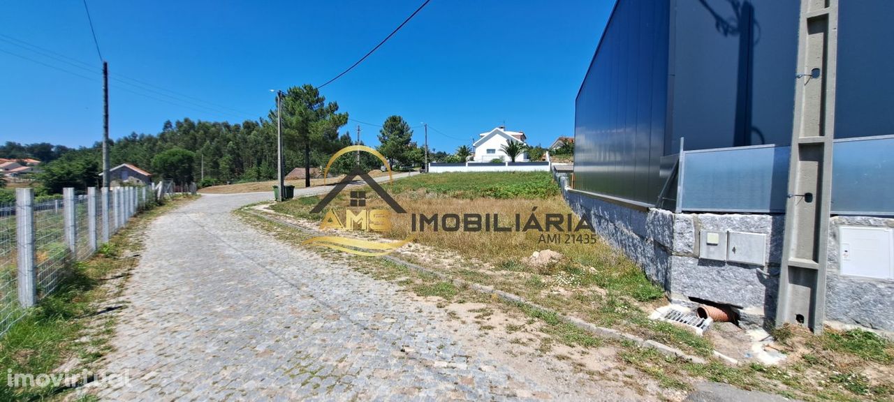 TERRENO DE CONSTRUÇÃO