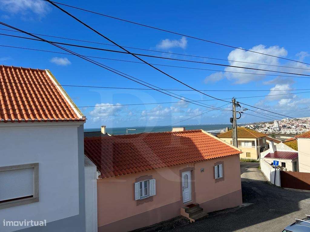 Moradia T3 com projeto aprovado e vista mar na Areia Branca-14