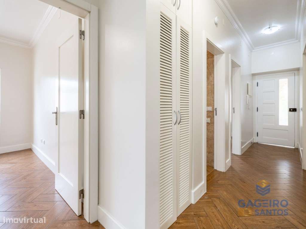 Moradia T2 com Jardim e Churrasqueira a 5 Minutos da Praia-33