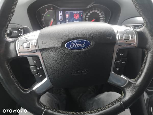 Ford Galaxy 2.0 TDCi DPF Titanium - 11