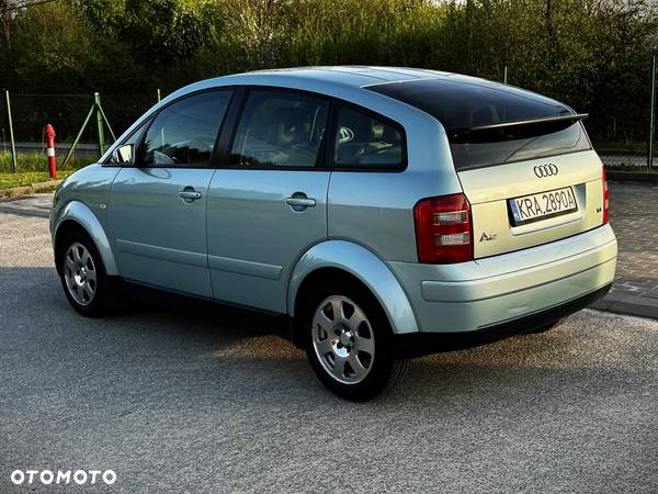 Audi A2 1.4 - 8