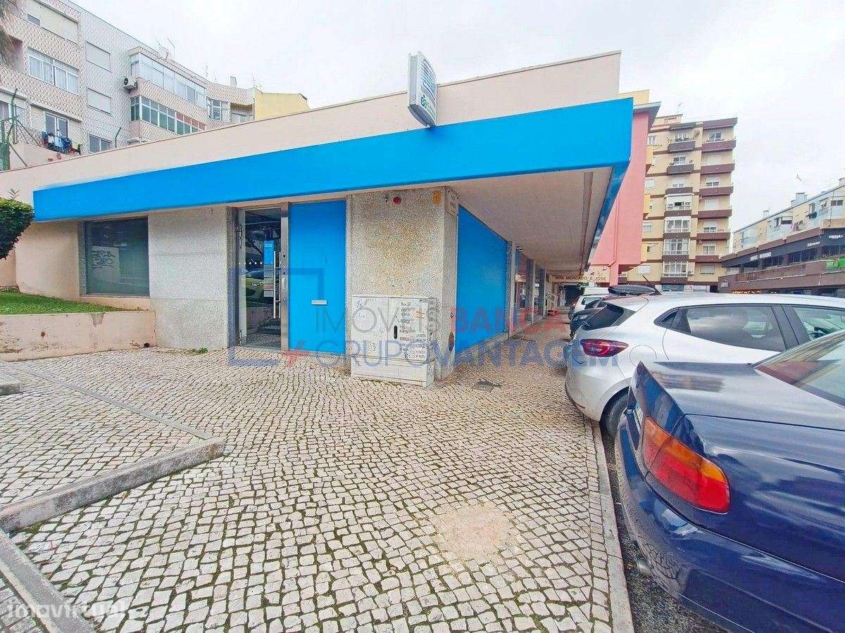 LOJA CENTRO DA PÓVOA DE SANTO ADRIÃO - Grande imagem: 4/11