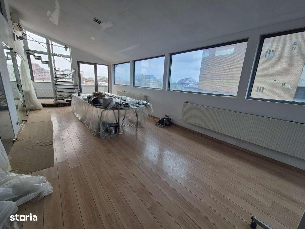 De vanzare clădire de birouri in zona Foisorul de Foc / Strada Olari-18