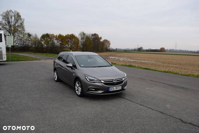 Opel Astra V 1.4 T Elite - 10