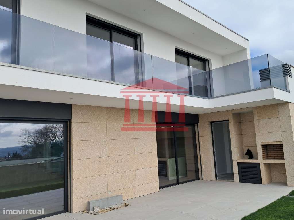 MORADIA V3 NOVA - Grande imagem: 1/32