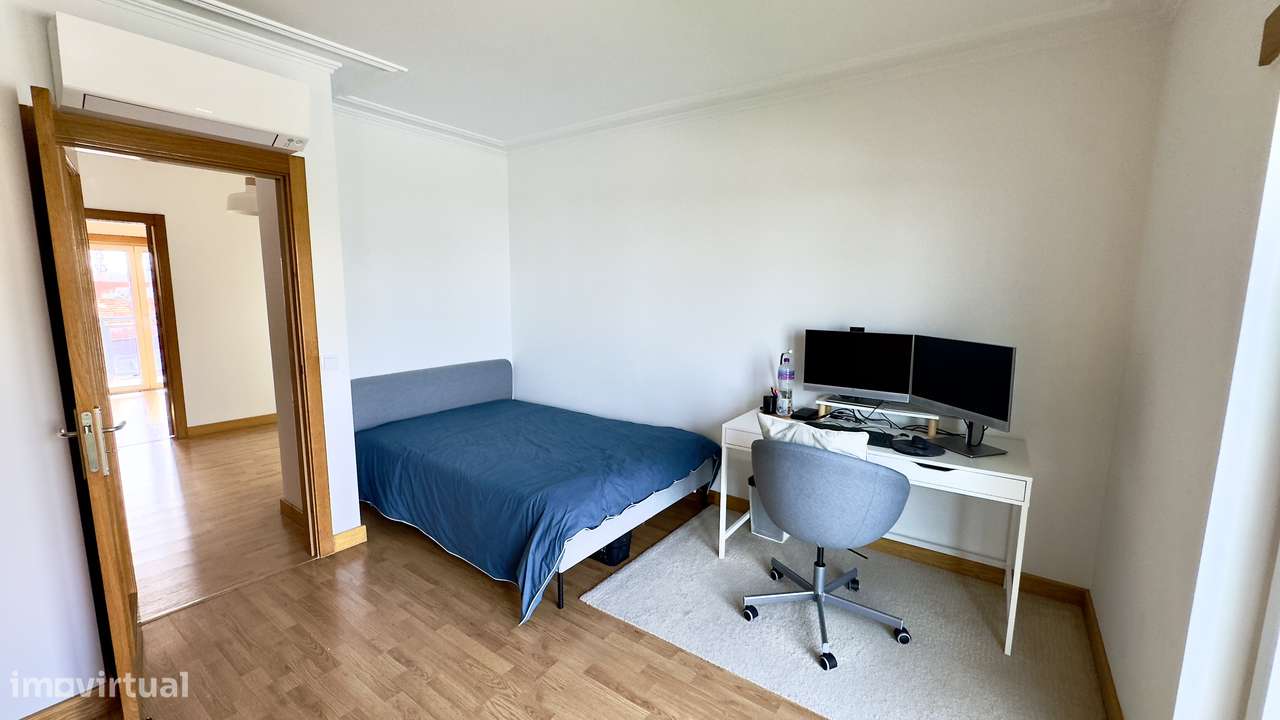 Magnífico T4 Duplex no Forte da Casa-20