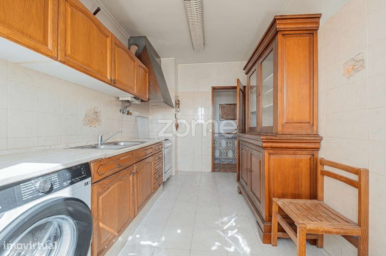 Apartamento T4 em Oeiras com vista mar-11