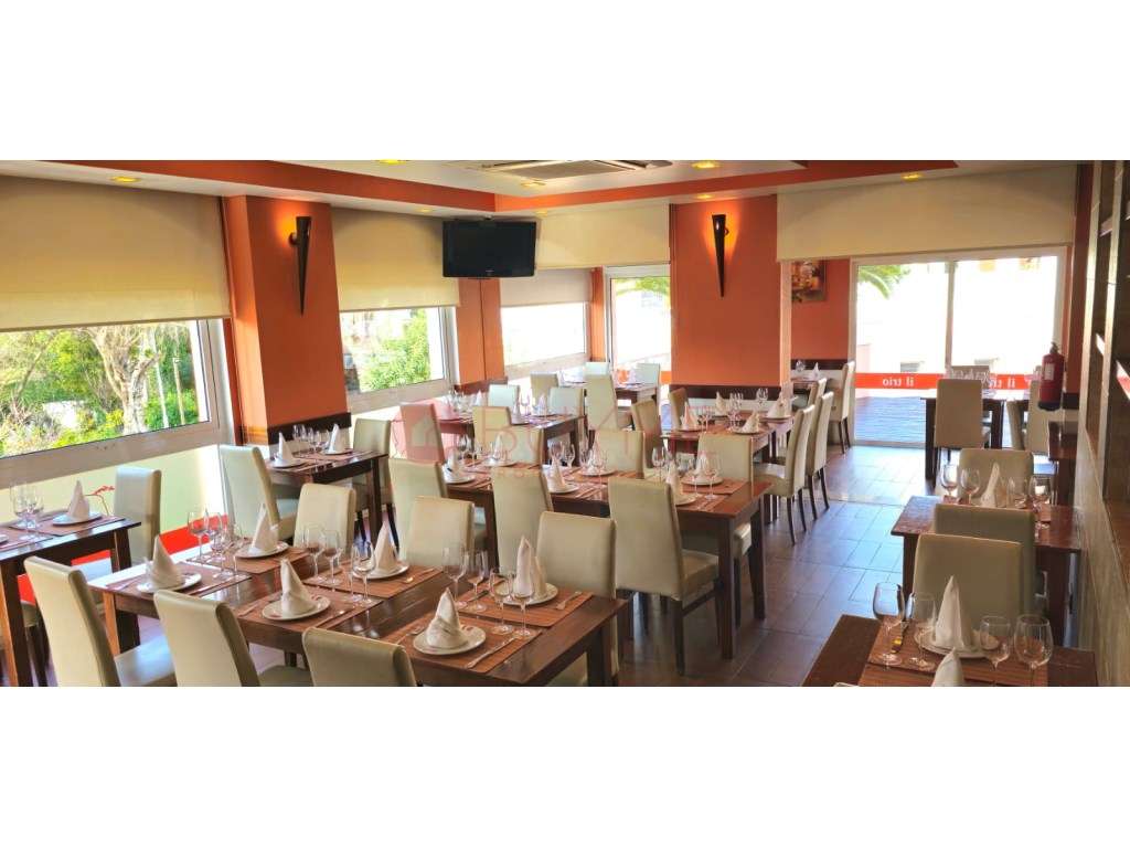 Restaurante à Venda no Coração de Vilamoura, a 30m da Marina - Grande imagem: 2/9