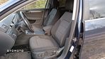 Volkswagen Passat 2.0 TDI Comfortline - 12