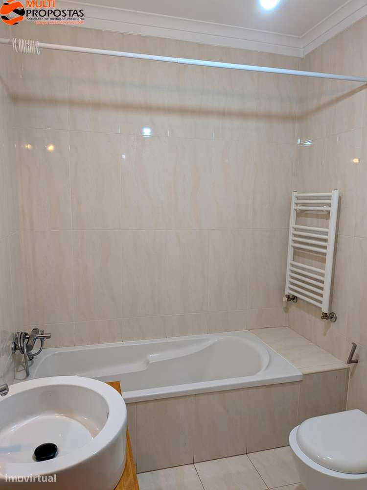 T2 C/ TERRAÇO - S. VICENTE (D.DIOGO)-23