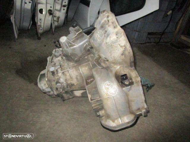 Peça - Caixa Velocidades A27791f13c394 Opel Corsa B 1999 1.0 I Gaso