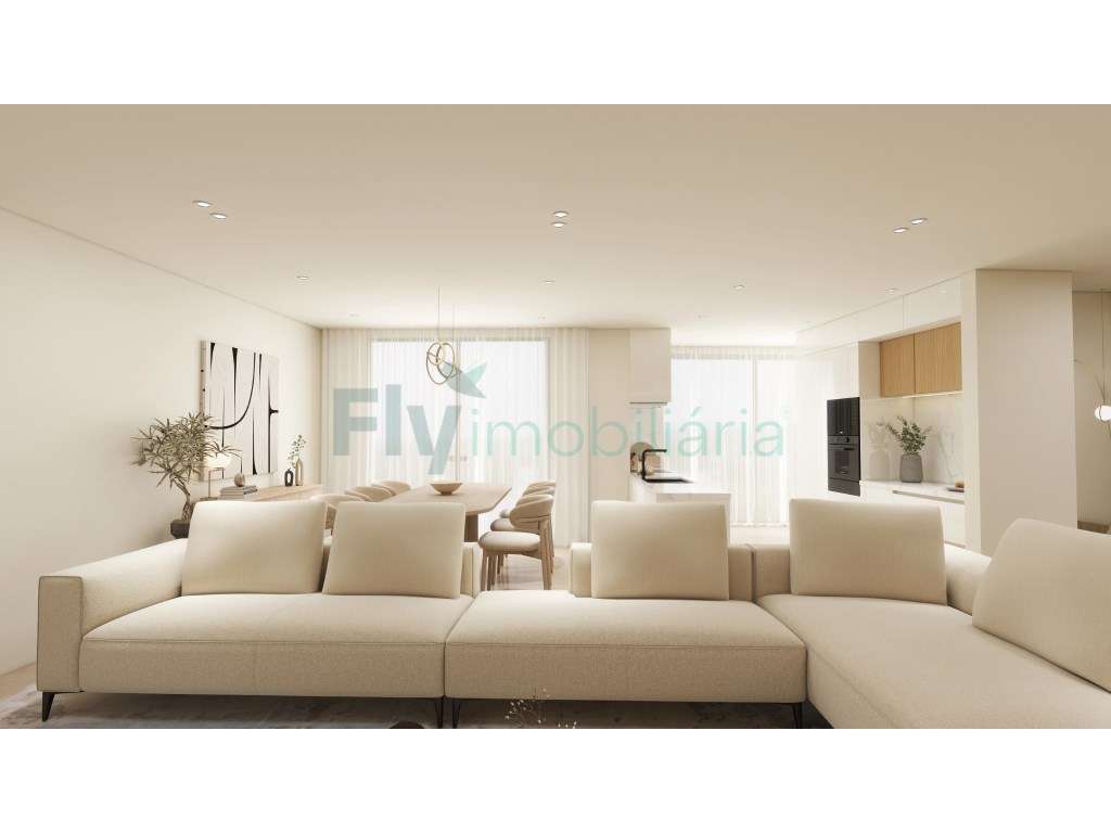 Apartamento T3 com Excelentes Áreas em Zona Central de Lousada-56