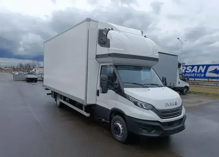 Iveco MODEL BEZ NOWEJ ELEKTRONIKI!  NAJTANIEJ 15EP Kontener+Winda, Wyprzedaż ekspozycji! Znikomy przebieg